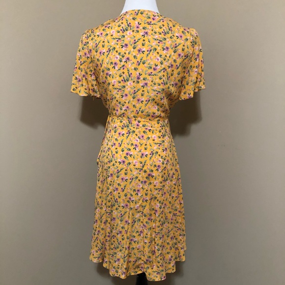 Yellow floral printed wrap dress - Picture 3 of 5